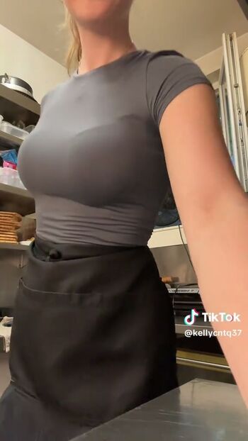 Leaked Kellycntq private photo viral onlyfans