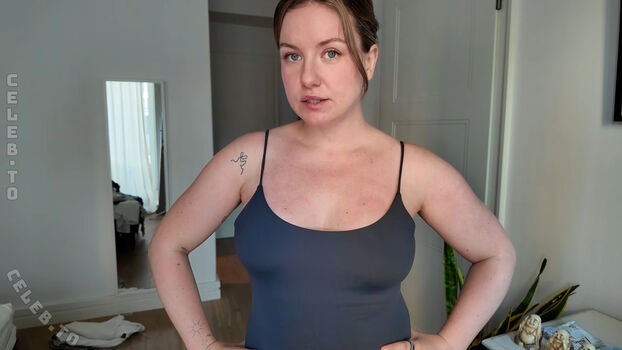 Leaked Kellymissesvlog private photo viral onlyfans