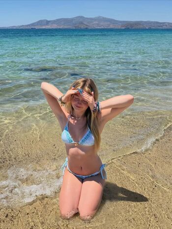 Leaked Kenzie yolles private photo viral onlyfans