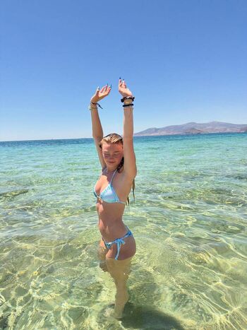 Leaked Kenzie yolles private photo viral onlyfans