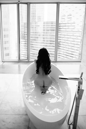 Leaked Kerry shark private photo viral onlyfans
