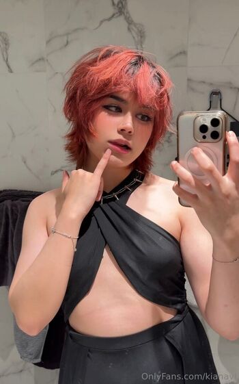 Leaked Kianavi  page private photo viral onlyfans