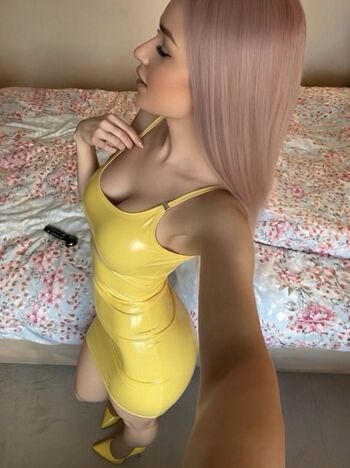 Leaked Kierabumblebee private photo viral onlyfans