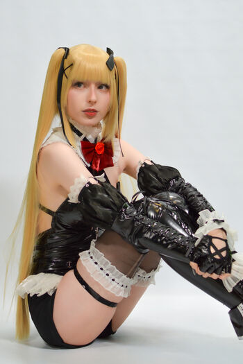 Kiki Glitter Cosplay