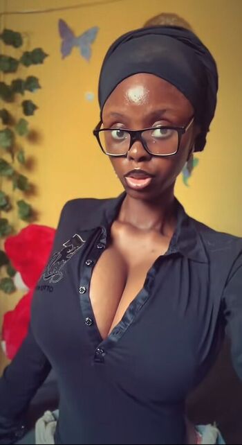 Kikiolaola