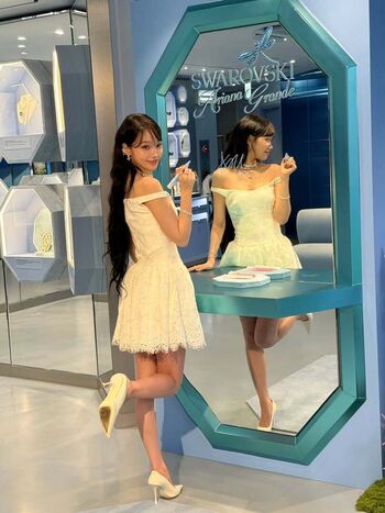 Leaked Kim chaewon  page private photo viral onlyfans