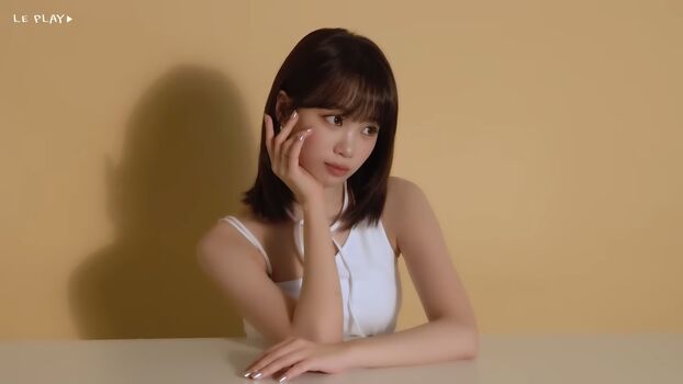 Leaked Kim chaewon  page private photo viral onlyfans