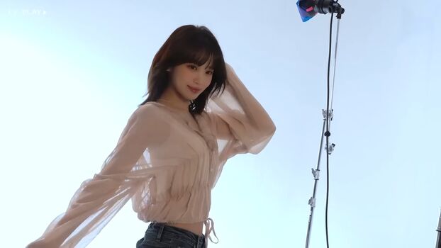 Kim Chaewon
