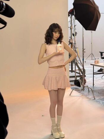 Leaked Kim chaewon  page private photo viral onlyfans