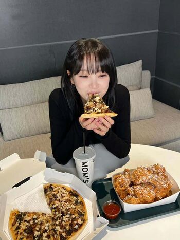 Leaked Kim chaewon  page private photo viral onlyfans