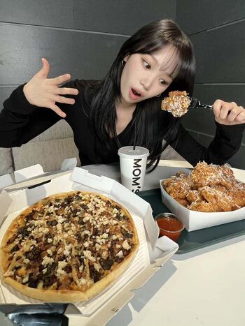 Leaked Kim chaewon  page private photo viral onlyfans