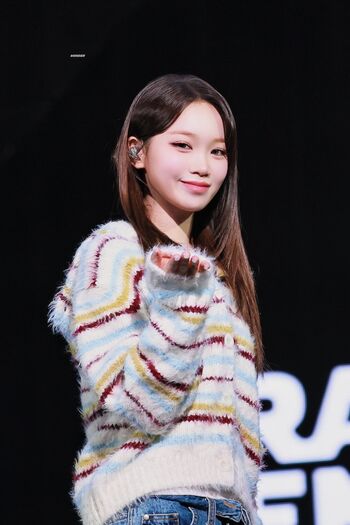 Leaked Kim chaewon le sserafim private photo viral onlyfans