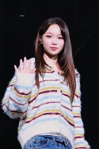Leaked Kim chaewon le sserafim private photo viral onlyfans