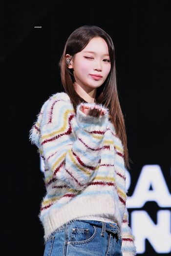 Leaked Kim chaewon le sserafim private photo viral onlyfans