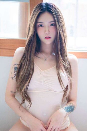 Kim Hee Yeon