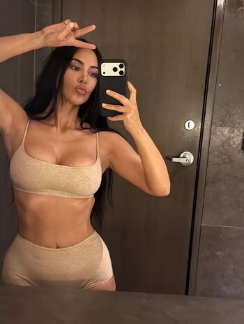 Leaked Kim kardashian  page private photo viral onlyfans