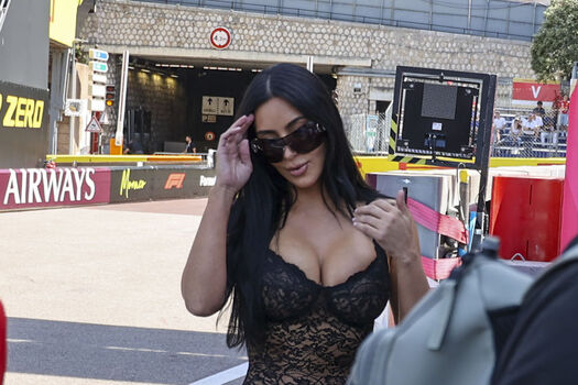Leaked Kim kardashian  page private photo viral onlyfans