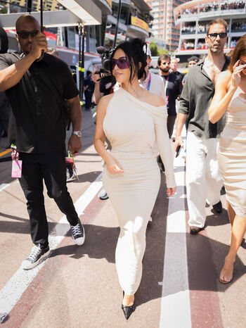 Leaked Kim kardashian private photo viral onlyfans