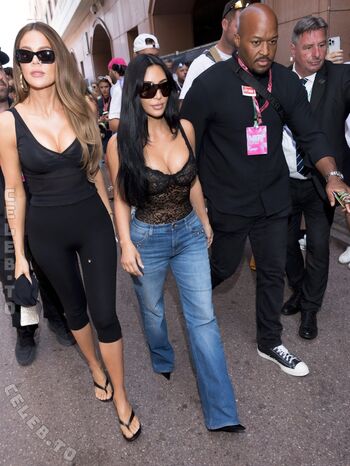 Leaked Kim kardashian private photo viral onlyfans