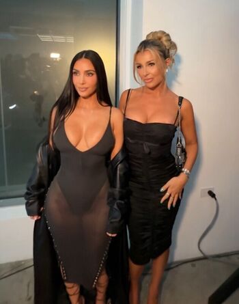 Leaked Kim kardashian  page private photo viral onlyfans