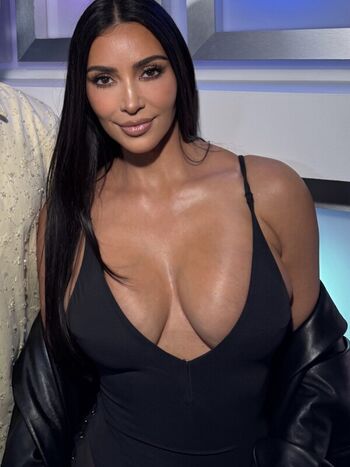 Leaked Kim kardashian  page private photo viral onlyfans