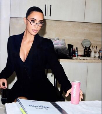 Leaked Kim kardashian  page private photo viral onlyfans