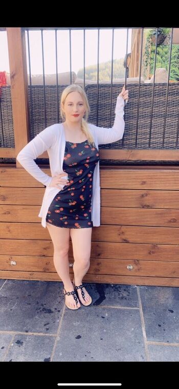 Leaked Kinkerbells private photo viral onlyfans
