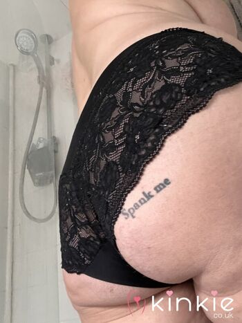 kinkyblondie