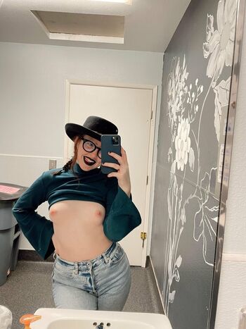 Kinkycpl382