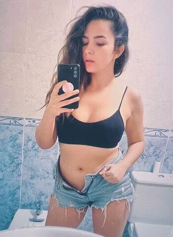 Leaked Kiranahiak private photo viral onlyfans