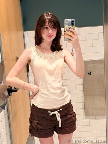 Leaked Kisscleo private photo viral onlyfans