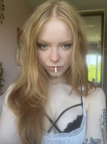 Leaked Kittyainsley private photo viral onlyfans