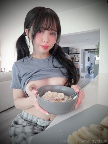 Leaked Kittyxkum  page private photo viral onlyfans