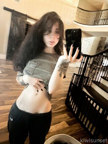 Leaked Kiwi sunset private photo viral onlyfans