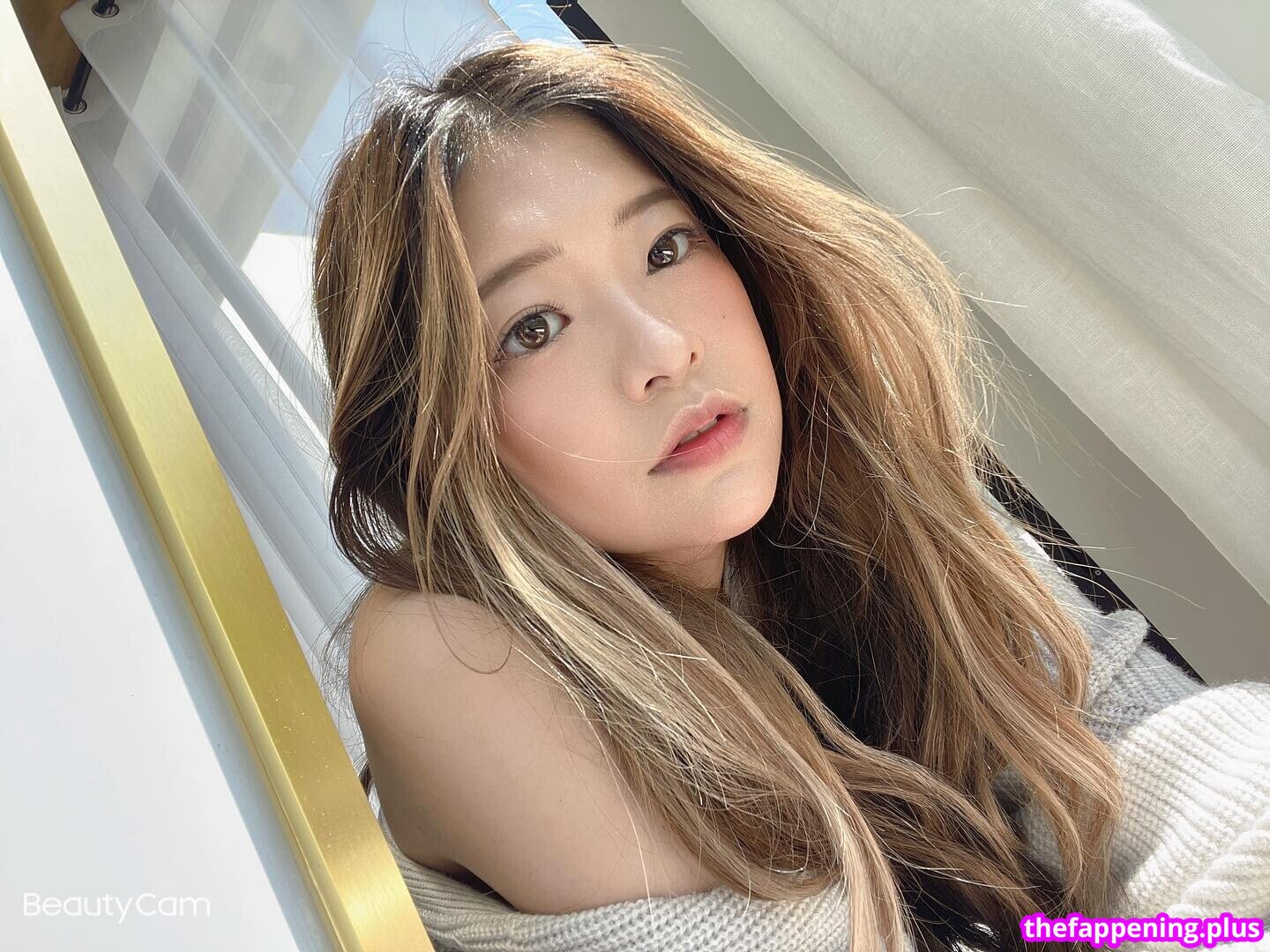 Kkatamina / Miyoung Fotografie OnlyFans Dezbrăcată #307