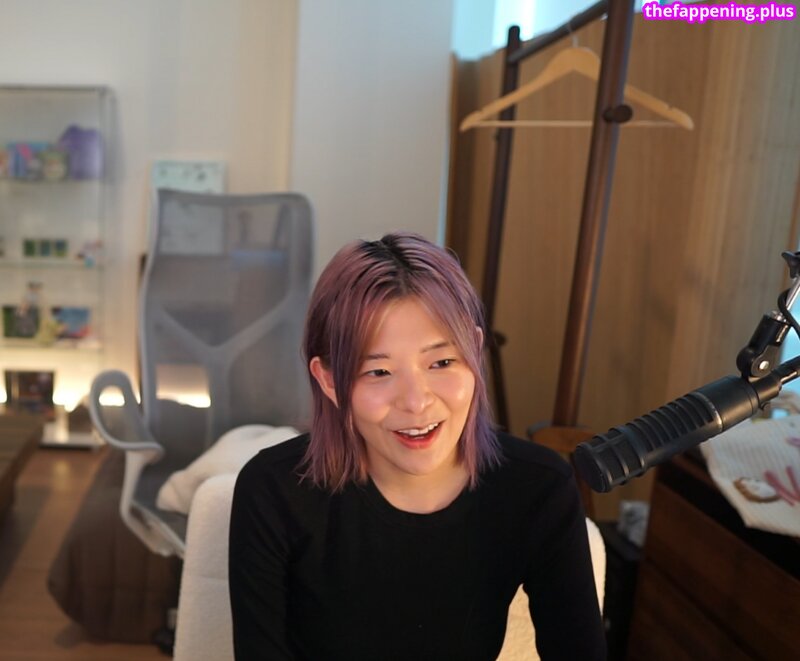 Kkatamina / Miyoung Foto OnlyFans Nuda #312