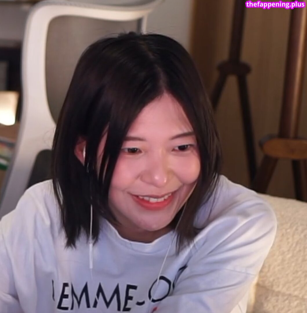Kkatamina / Miyoung Foto OnlyFans Nua #323