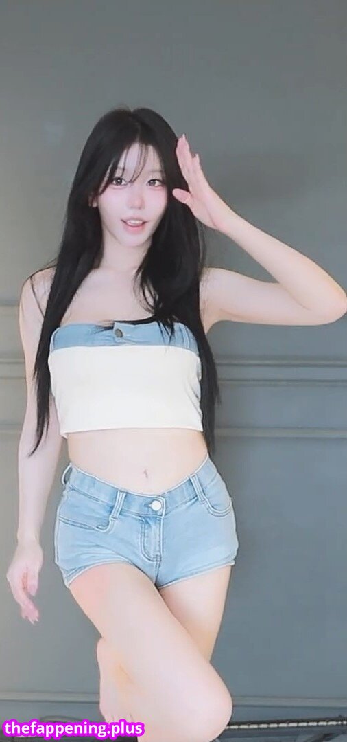 kkok7816 / kook1916 / midi Çıplak OnlyFans Fotoğrafı #177