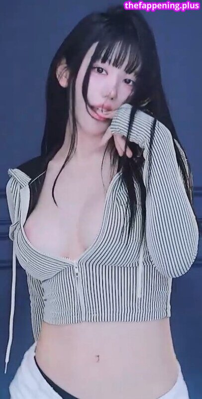 kkok7816 / kook1916 / midi Photo OnlyFans Nu #305