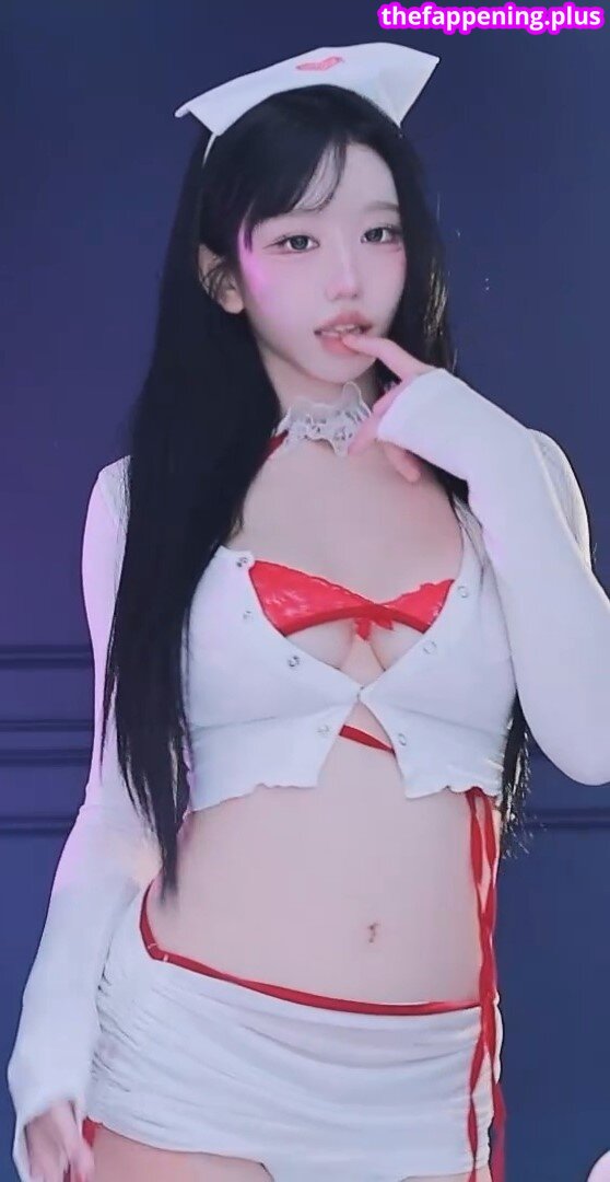 kkok7816 / kook1916 / midi Naken OnlyFans Foto #344