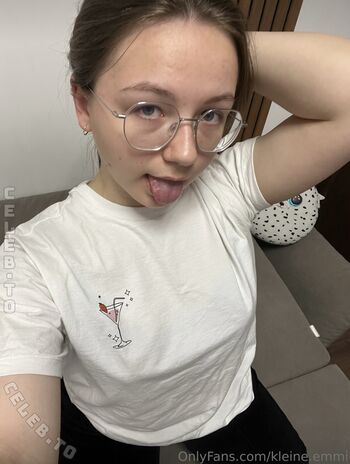 Leaked Kleine emmi page private photo viral onlyfans