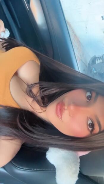 kn0bbyknees