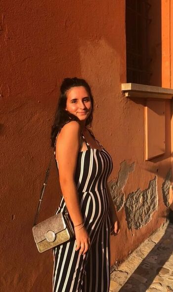 Leaked Mrs crazy/ private photo viral onlyfans