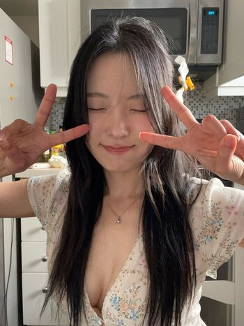 Leaked Brittlowe/ private photo viral onlyfans