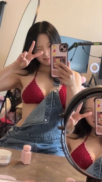 Leaked Layanadevis/ private photo viral onlyfans