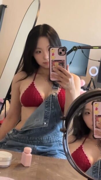Leaked Cinnabrit / private photo viral onlyfans