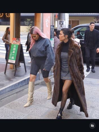 Leaked Kourtney kardashian private photo viral onlyfans