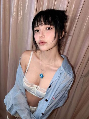 Leaked Kpop girls page private photo viral onlyfans