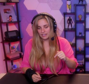 Kristen Stephensonpino
