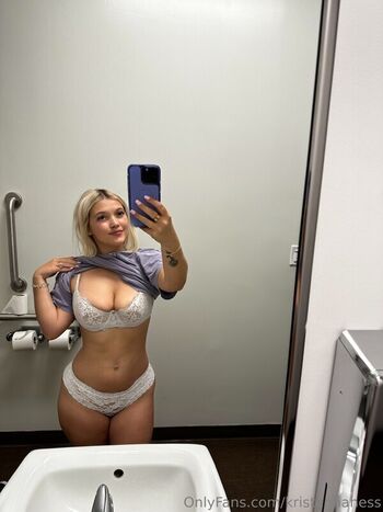 Leaked Kristennnhaness private photo viral onlyfans